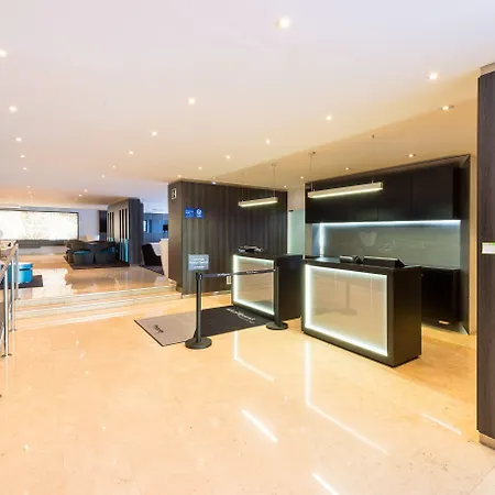 Отель Sercotel Medina Azahara 3*