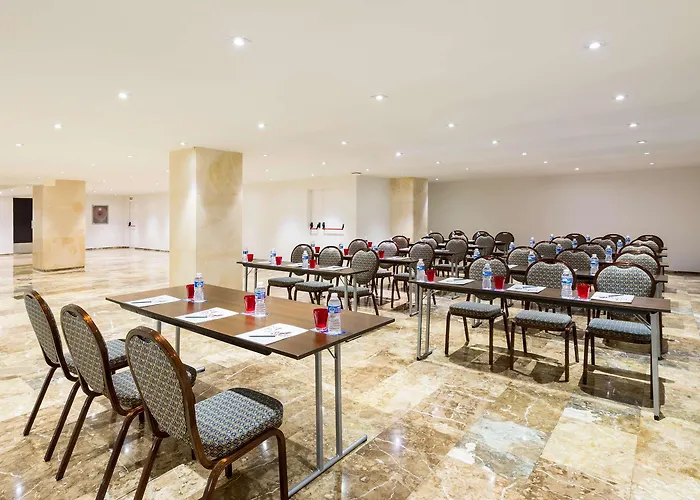 Отель Sercotel Medina Azahara 3*